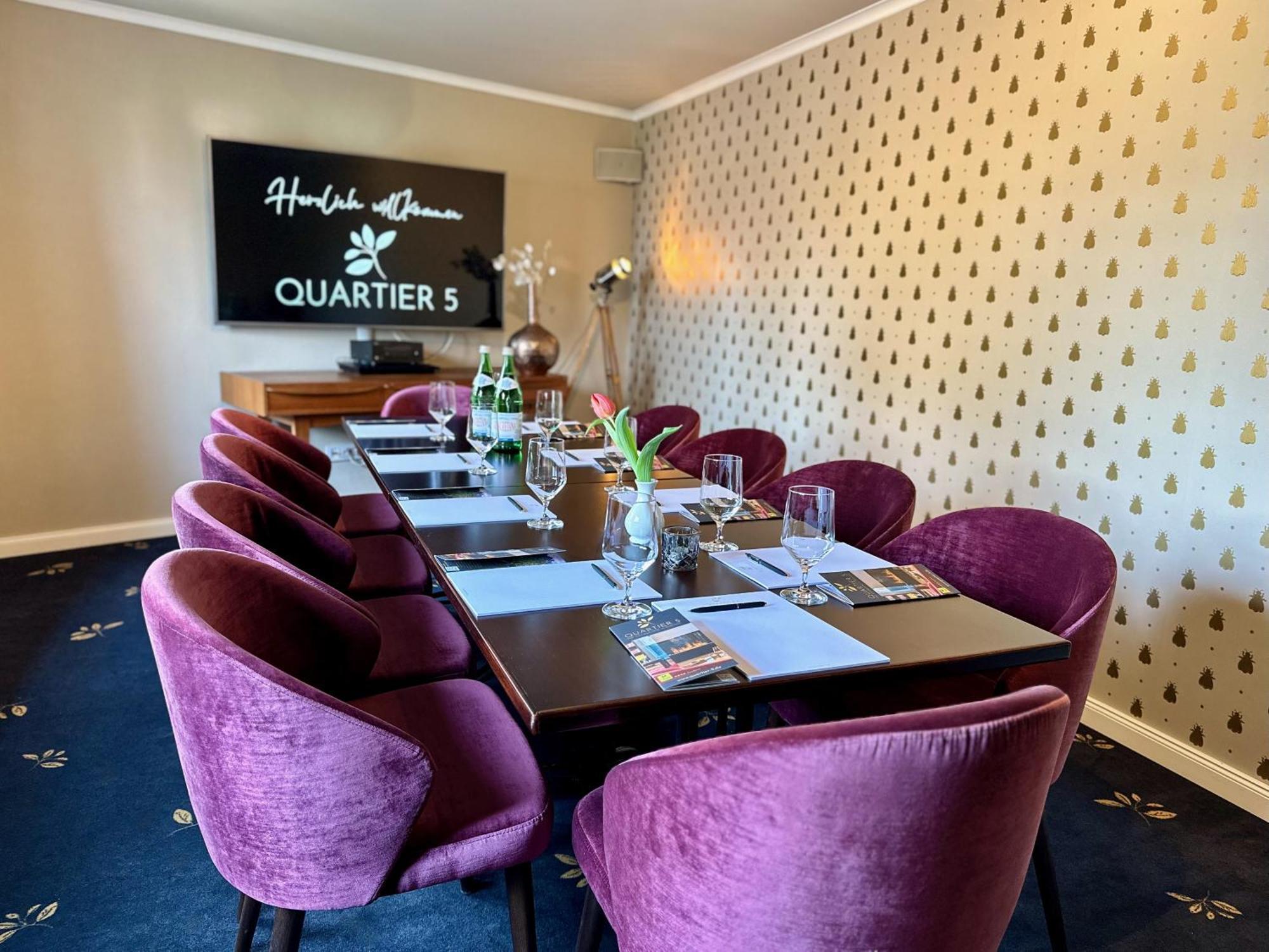 Logis Hotel Quartier 5, Saechsische Schweiz, Mit Restaurant, Cafe & Bar Kurort Gohrisch Ngoại thất bức ảnh